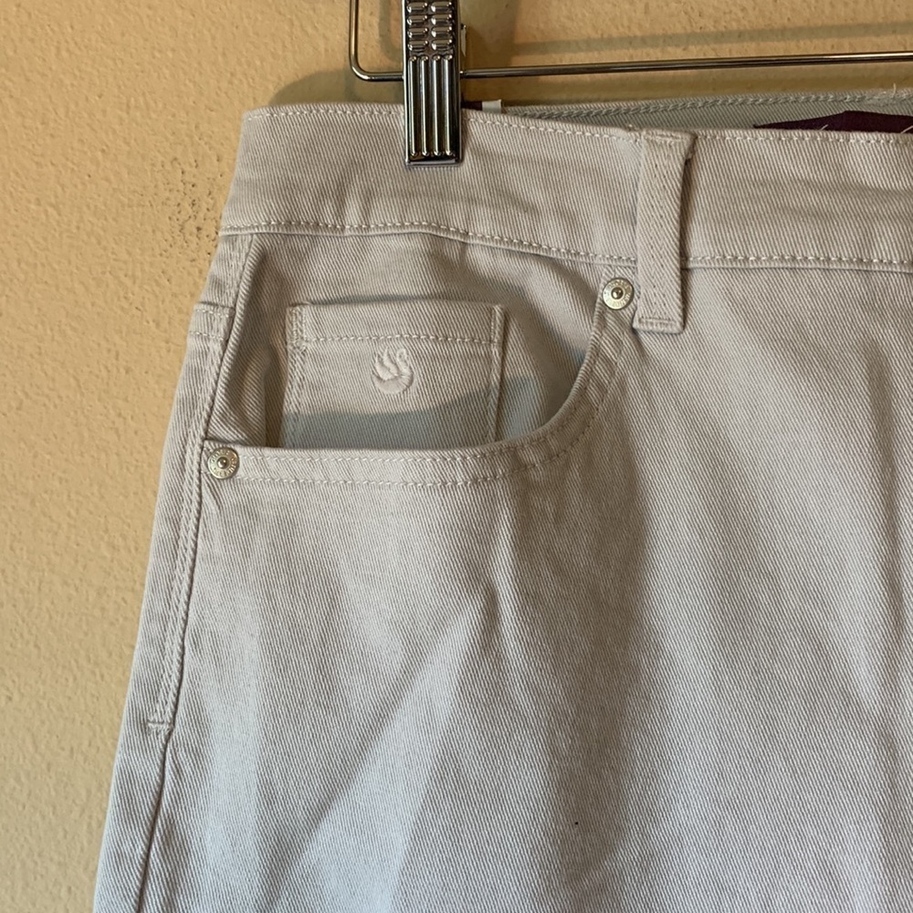 NWT Gloria Vanderbilt Amanda High Rise Tapered Jeans Grey Opal Sz 10 Avg Classic - Picture 5 of 14